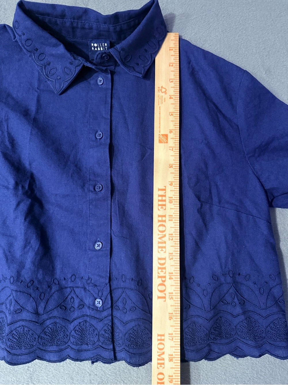 Roller Rabbit - Blue Scalloped Embroidered Set - Picture 12 of 16